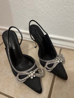 Berness Black Rhinestone Bow Slingback Heels